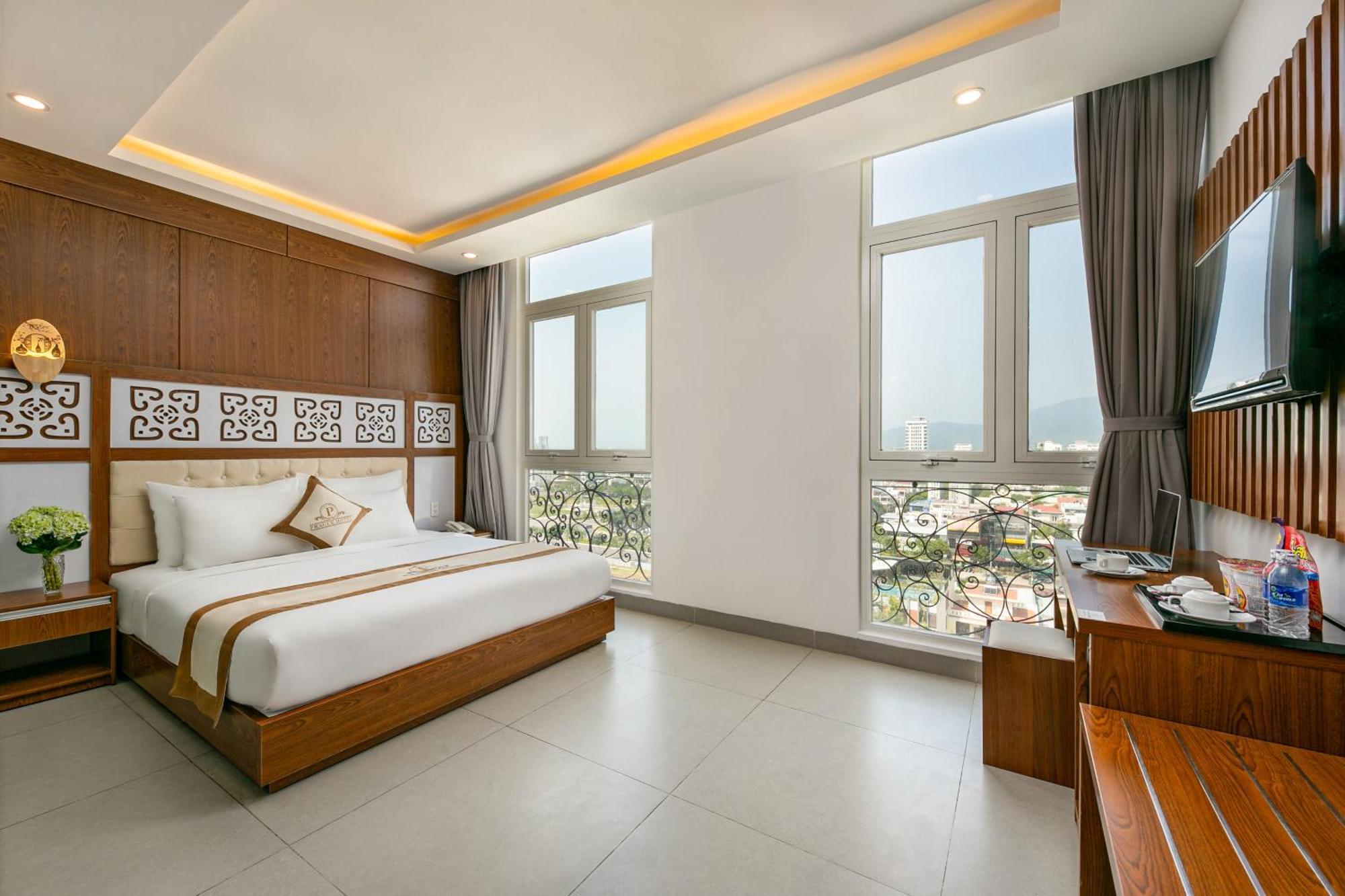 Prague Da Nang Beach Hotel Esterno foto