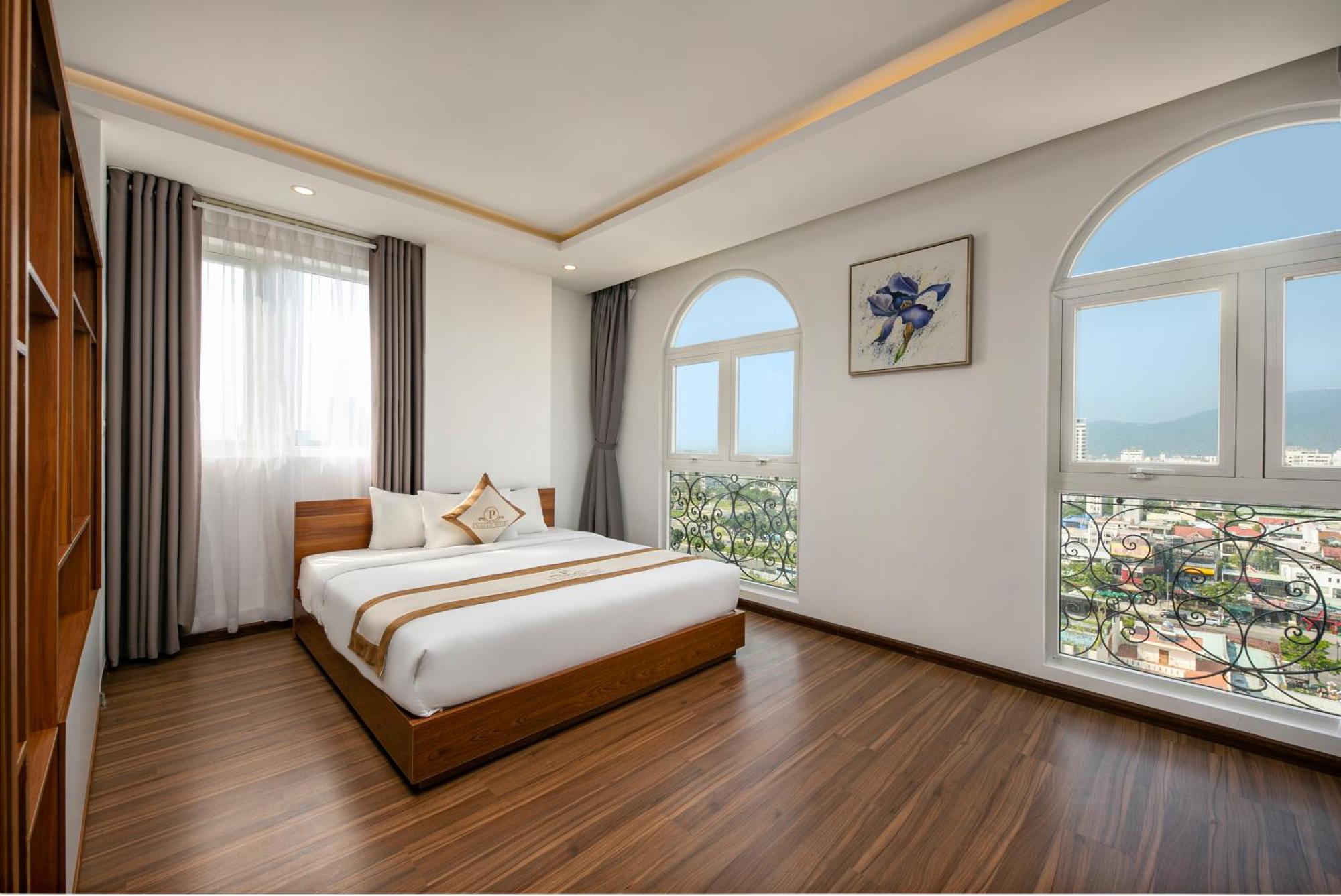 Prague Da Nang Beach Hotel Esterno foto