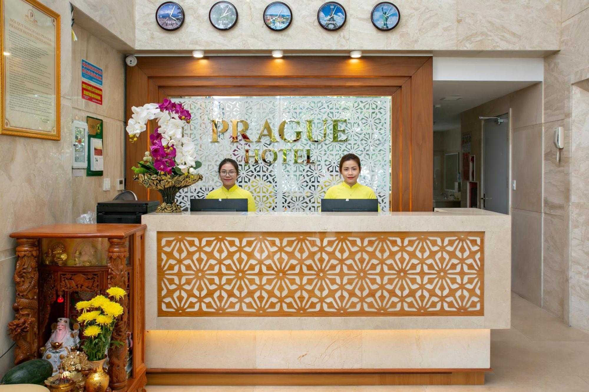 Prague Da Nang Beach Hotel Esterno foto