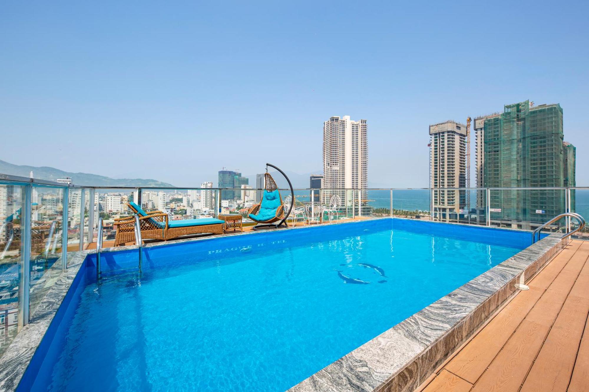 Prague Da Nang Beach Hotel Esterno foto